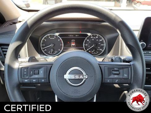 Used 2023 Nissan Rogue S FWD image 31