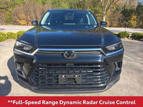 Used 2024 Toyota Grand Highlander XLE image 11