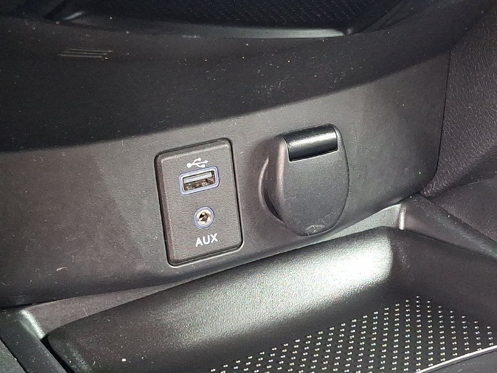 Used 2017 Nissan Rogue SL AWD/4WD image 24