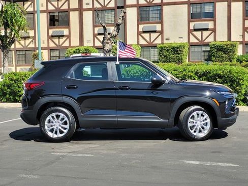 New 2026 Chevrolet TrailBlazer LS image 3