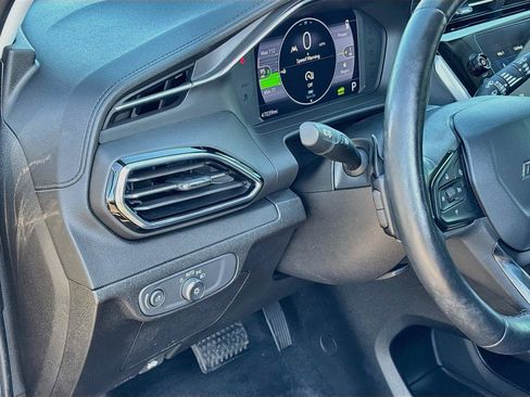 Used 2023 Chevrolet Bolt EUV LT w/ Convenience Package FWD image 10