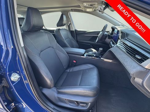 Used 2025 Toyota Camry XLE w/ Premium Package image 28