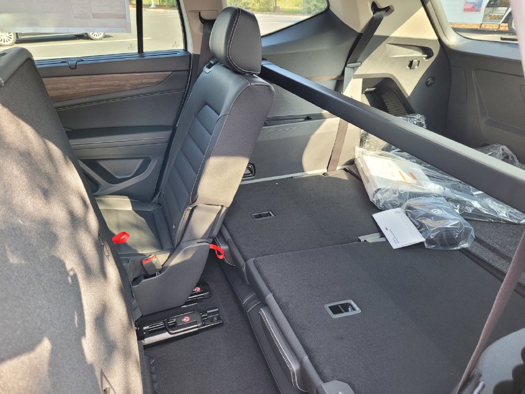 New 2025 Volkswagen Atlas SEL AWD/4WD image 13