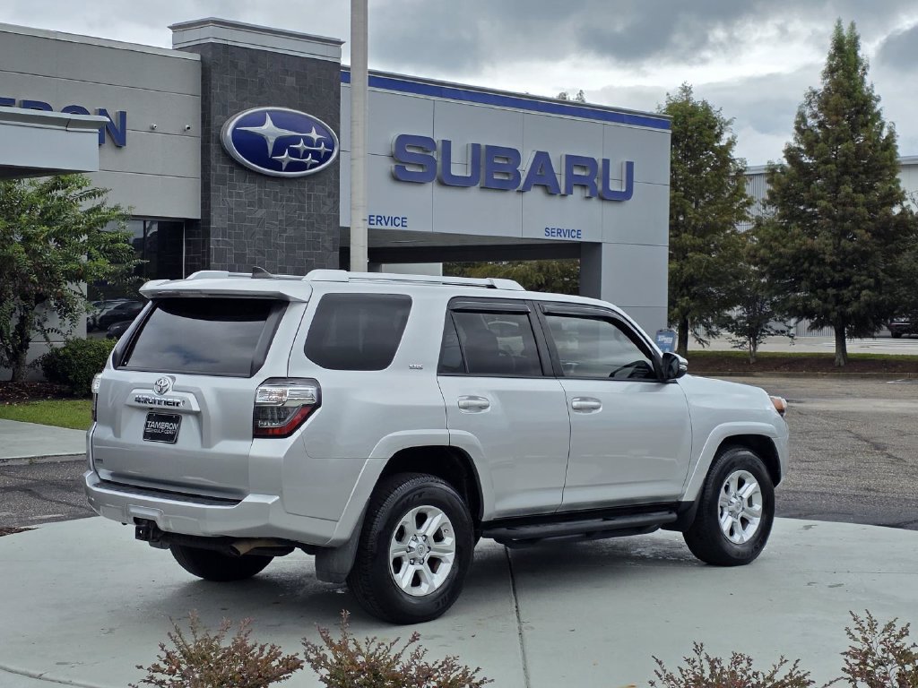 Used 2017 Toyota 4Runner SR5 Premium RWD image 5