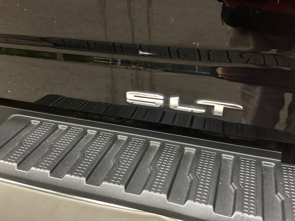 Used 2021 GMC Sierra 3500 SLT w/ SLT Convenience Package AWD/4WD image 16