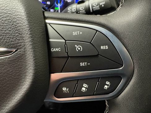 New 2026 Chrysler Voyager LX FWD image 17