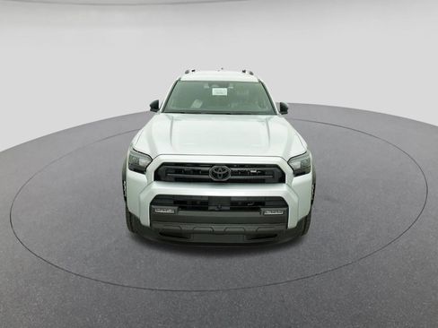 New 2026 Toyota 4Runner SR5 AWD/4WD image 15