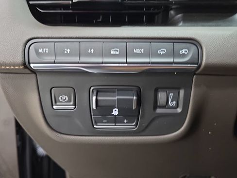 Certified 2022 Cadillac Escalade ESV Sport w/ Touring Package AWD/4WD image 22