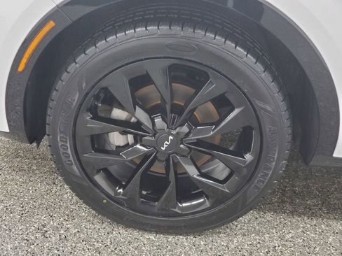 Used 2023 Kia Sorento SX image 8