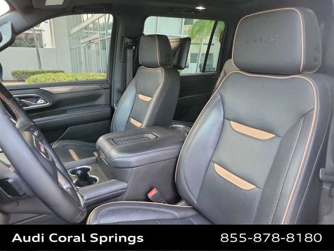 Used 2023 GMC Yukon XL AT4 w/ AT4 Premium Package AWD/4WD image 19