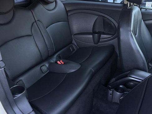 Used 2014 MINI Cooper Clubman FWD image 37