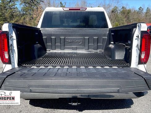 Used 2025 GMC Sierra 1500 SLT image 17