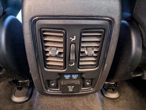 Used 2015 Dodge Durango R/T w/ Technology Group image 18