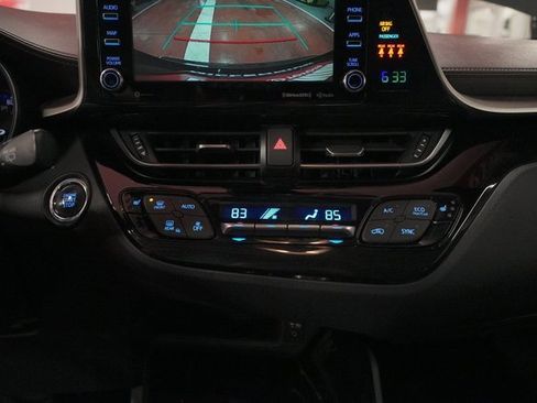 Used 2019 Toyota C-HR Limited image 27