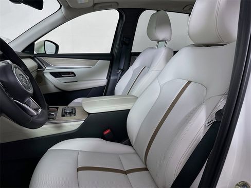 New 2026 MAZDA CX-90 3.3 Turbo w/ Premium Plus Pkg image 8