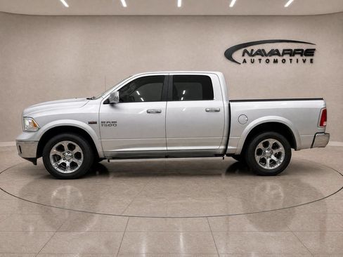 Used 2016 RAM 1500 Laramie w/ Convenience Group RWD image 4