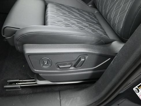 New 2026 Audi SQ5 Premium Plus AWD/4WD image 7