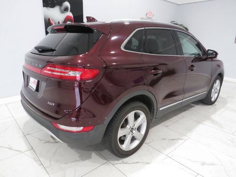 Used 2018 Lincoln MKC Premiere FWD image 3