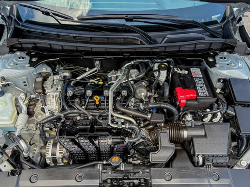 Used 2024 Nissan Altima 2.5 S FWD image 34