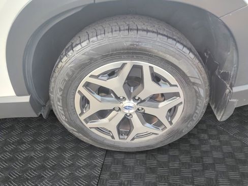 Used 2021 Subaru Forester Premium image 23