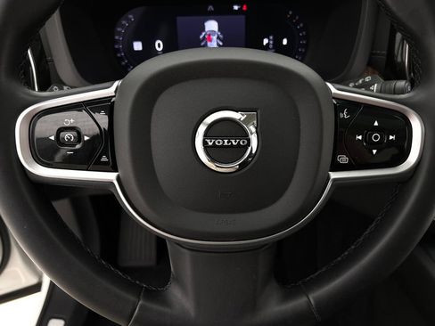Used 2023 Volvo XC60 B6 Ultimate AWD/4WD image 16