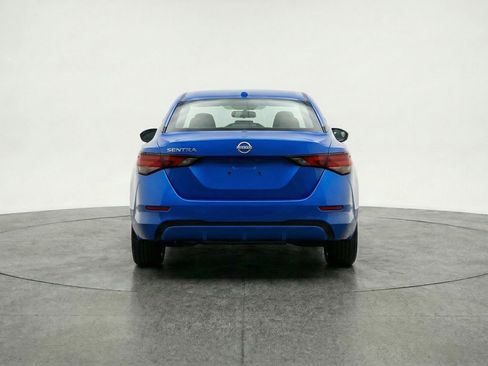 Used 2025 Nissan Sentra SV image 7