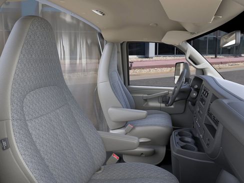 New 2025 Chevrolet Express 3500 w/ Power Convenience Package image 57