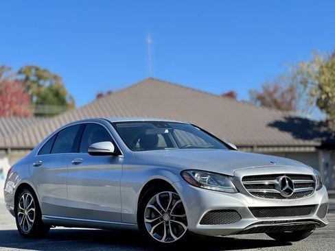 Used 2016 Mercedes-Benz C 300 Sedan image 3