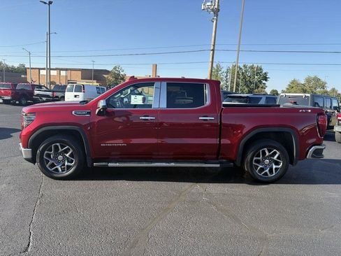 Used 2022 GMC Sierra 1500 SLT w/ SLT Premium Package image 21