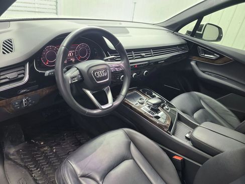 Used 2018 Audi Q7 3.0T Premium Plus w/ Premium Plus Package image 24