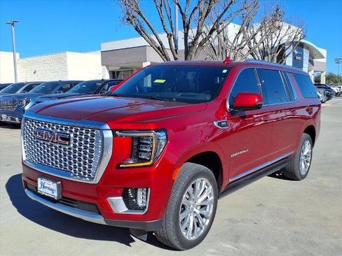 Used 2024 GMC Yukon XL Denali w/ Denali Reserve Package image 27