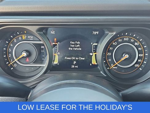 New 2025 Jeep Gladiator Willys image 18