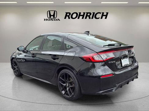 Used 2024 Honda Civic Sport image 8