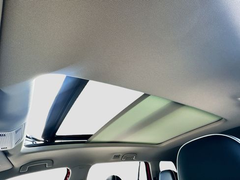 Used 2024 Volkswagen Atlas SEL Premium R-Line image 20