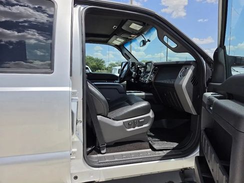 Used 2016 Ford F350 Lariat w/ Lariat Ultimate Package AWD/4WD image 23