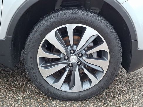 Used 2022 Buick Encore Preferred w/ Safety Package image 12