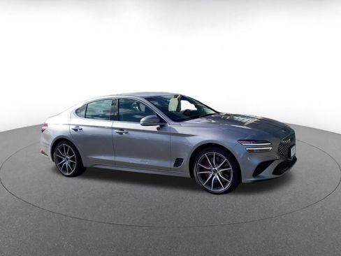 Used 2025 Genesis G70 2.5T image 2
