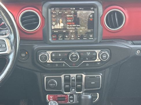 Used 2022 Jeep Gladiator Rubicon w/ LED Lighting Group image 49