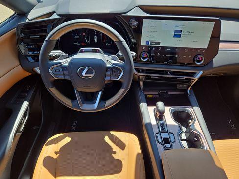 Certified 2025 Lexus RX 350 Premium w/ Convenience Package FWD image 14
