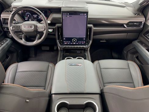 Used 2026 GMC Yukon AT4 w/ AT4 Premium Plus Package AWD/4WD image 17