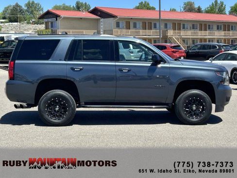 Used 2019 Chevrolet Tahoe LT w/ RST Edition AWD/4WD image 8