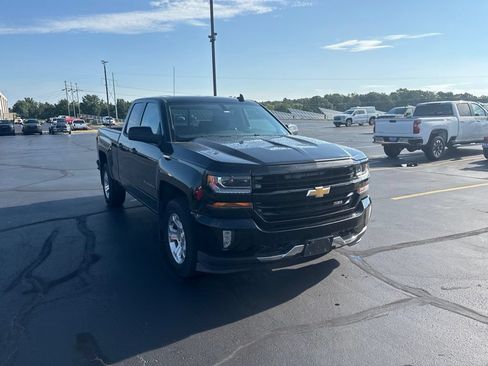 Used 2017 Chevrolet Silverado 1500 LT w/ All Star Edition AWD/4WD image 6