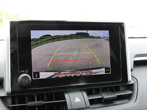Used 2023 Toyota RAV4 XLE w/ Convenience Package FWD image 13