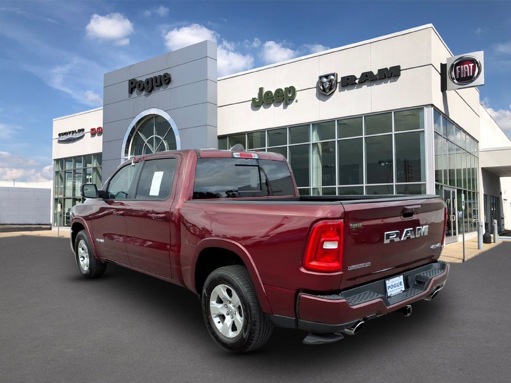 Used 2025 RAM 1500 Big Horn AWD/4WD image 4