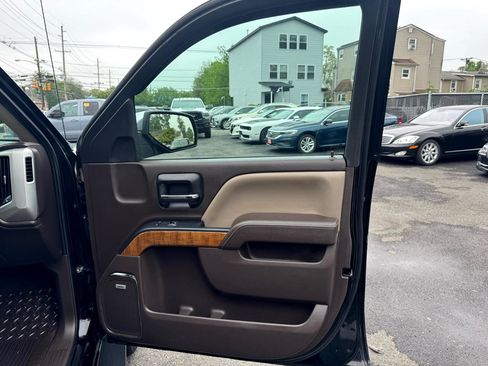 Used 2014 GMC Sierra 1500 SLT w/ SLT Crew Cab Value Package image 18