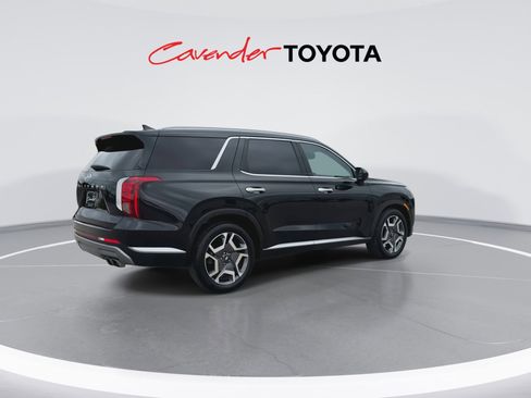 Used 2024 Hyundai Palisade SEL w/ Premium Package FWD image 8