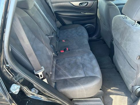 Used 2015 Nissan Rogue SV image 11