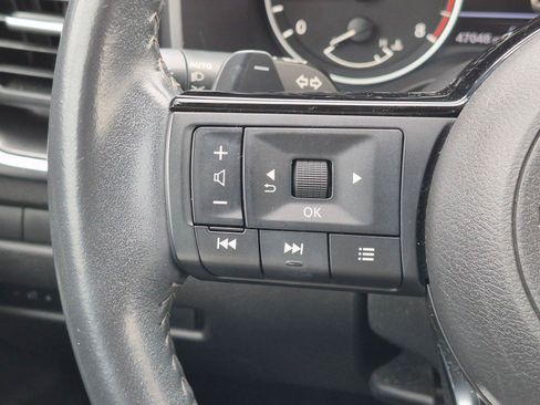 Used 2023 Nissan Rogue SV w/ SV Premium B Package AWD/4WD image 19