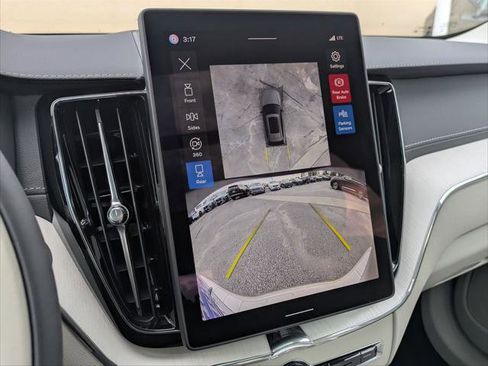 New 2026 Volvo XC60 T8 Ultra w/ Protection Package Premier image 10