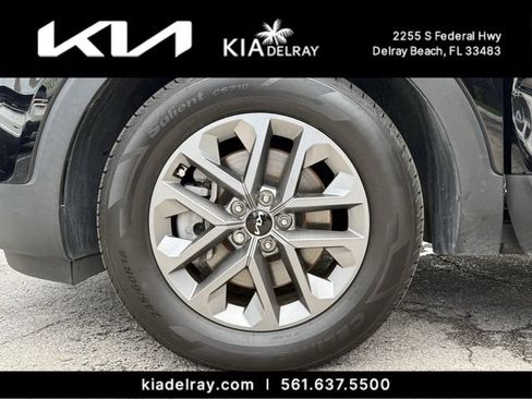 Certified 2024 Kia Telluride LX FWD image 31